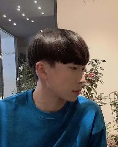 男生顴骨、下顎角縮小手術心得。