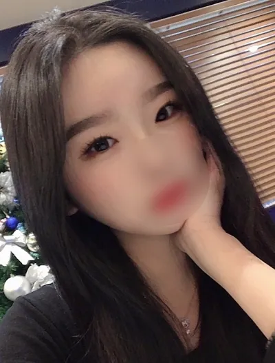 [眼睛] 草莓香蕉 - 切開雙眼皮（重修手術），開眼頭