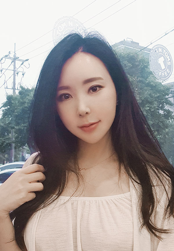 顏面拉提、臉頰抽脂、部分切開眼部整形、下眼瞼下至