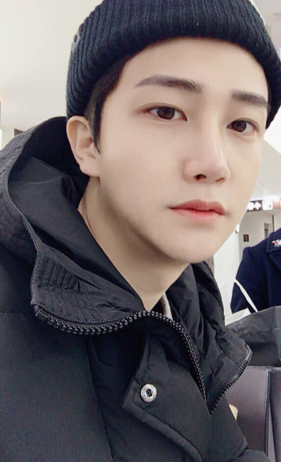 隆鼻、鼻尖、駝峰鼻、截骨、下巴、下顎角縮小術