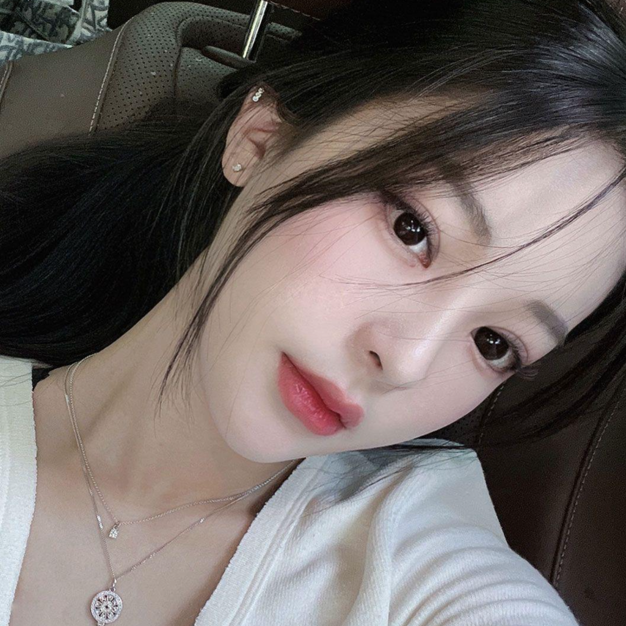 我覺得我的臉型很適合做這種美麗的整形手術